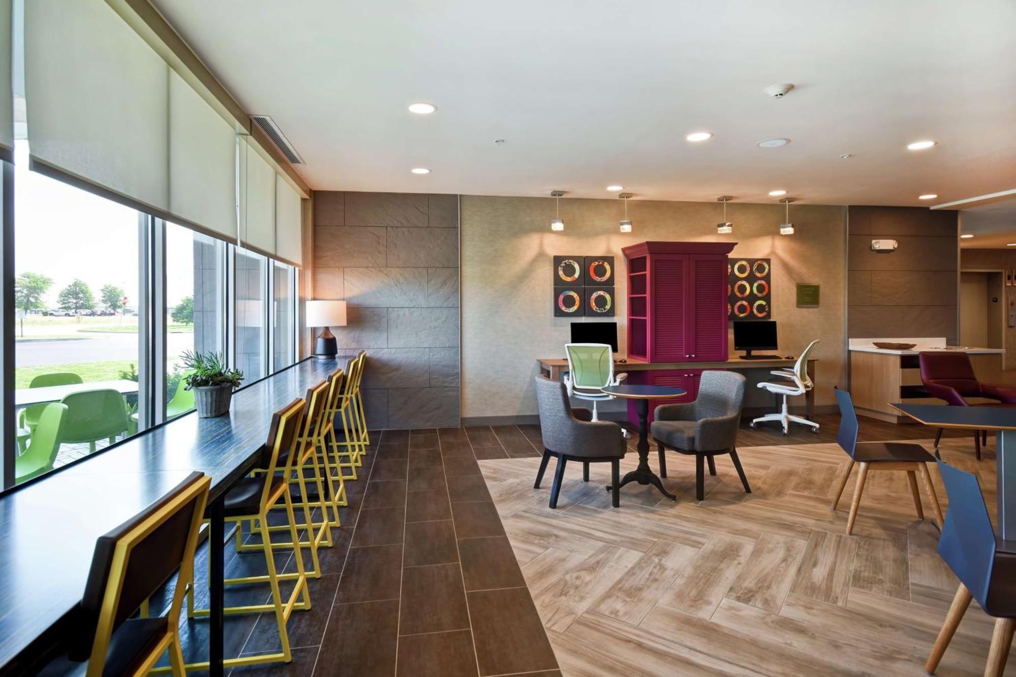 Home2 Suites By Hilton Terre Haute Extérieur photo