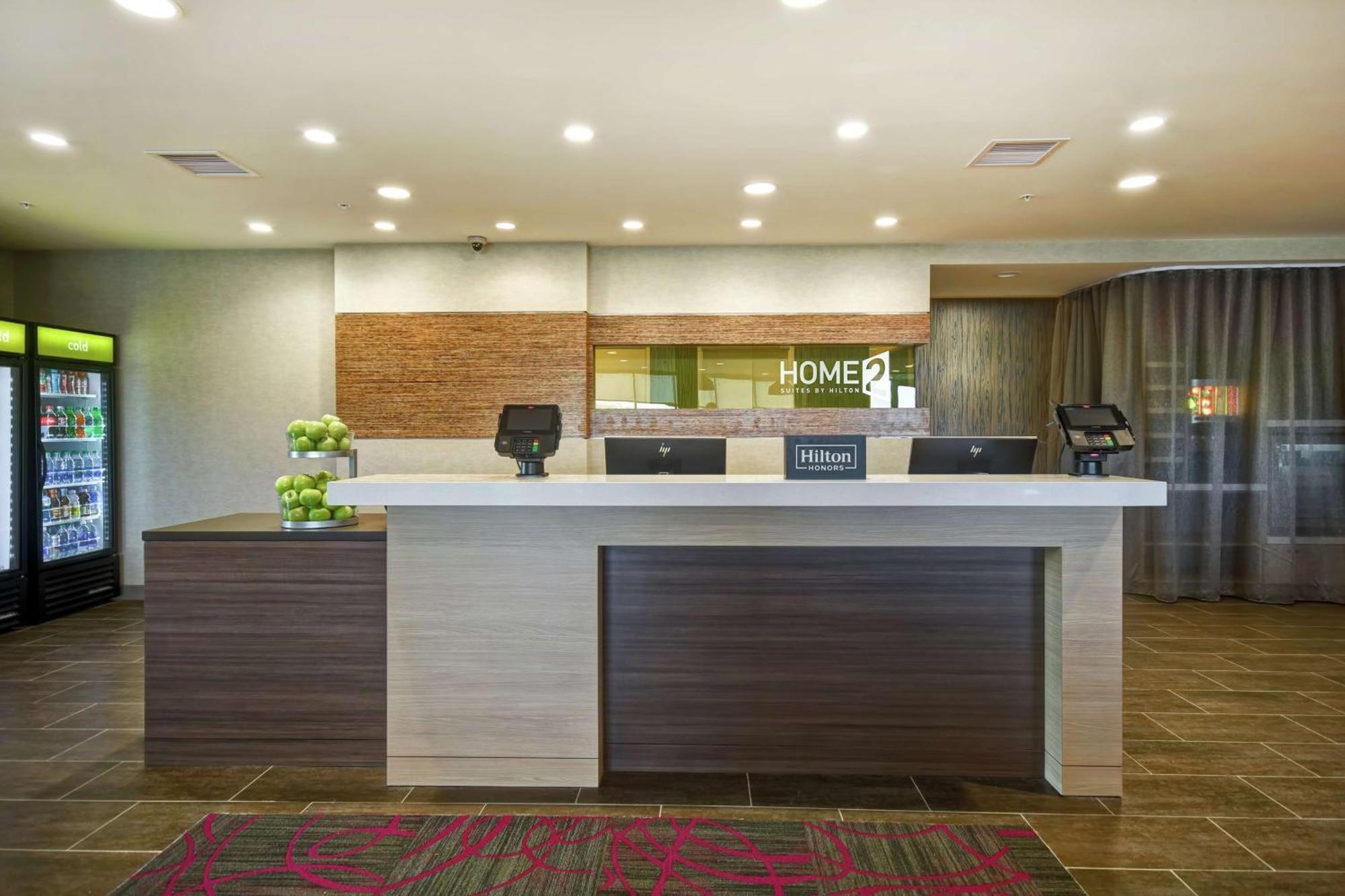 Home2 Suites By Hilton Terre Haute Extérieur photo